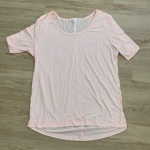 Lululemon workout shirt